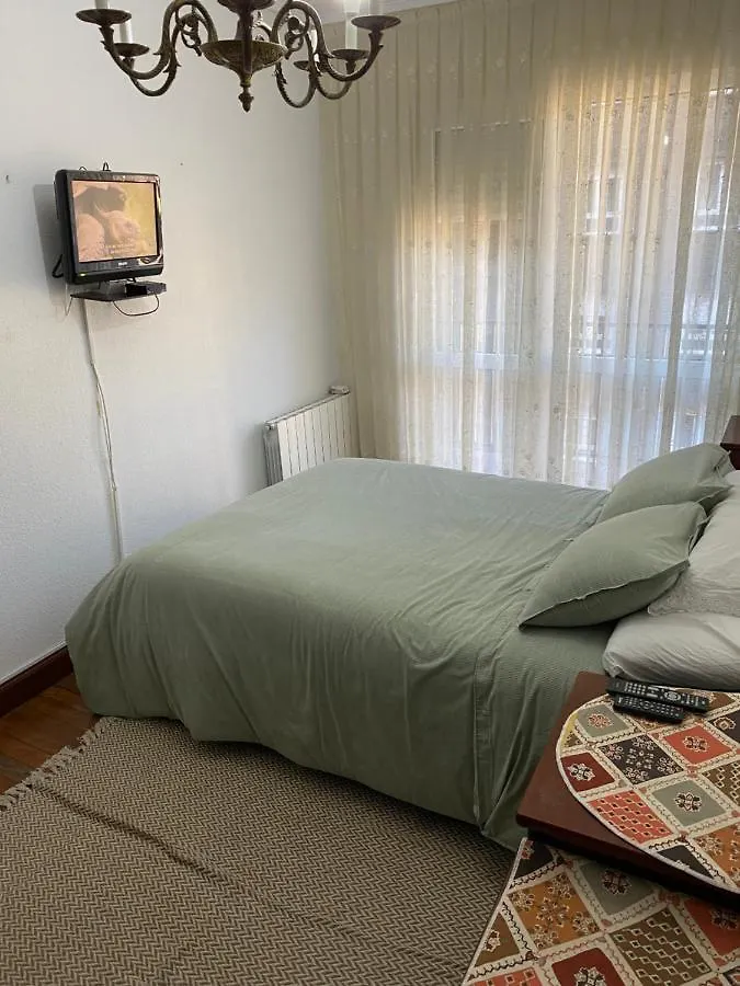 Проживание в семье Habitacion Con Balcon Y Wifi Бильбао